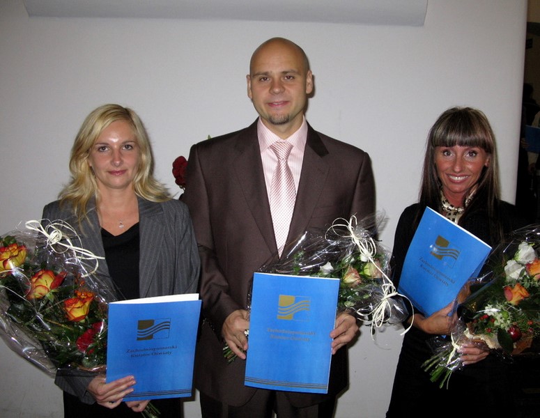 Kolejni nauczyciele dyplomowani w gminnych szkołach
